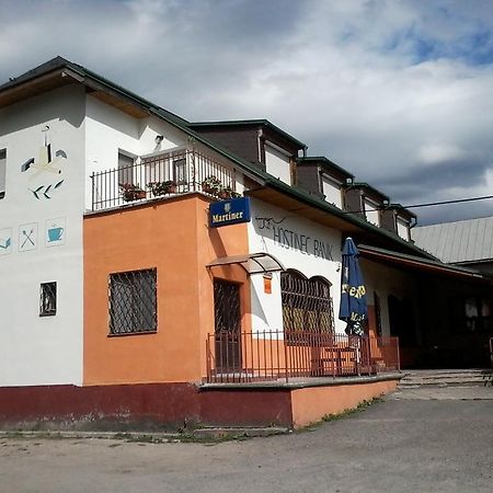 Hostinec Banik Lubela ภายนอก รูปภาพ